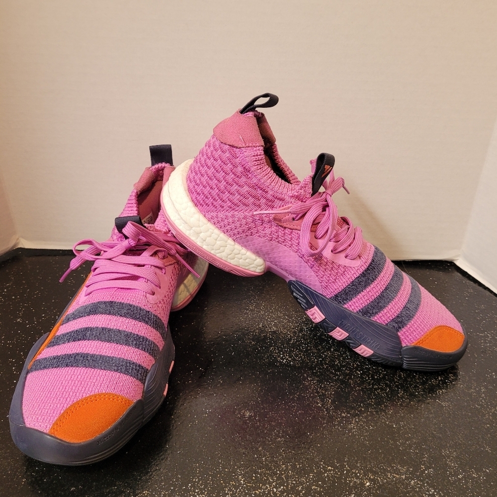 Adidas Trea Young 2 Basketball Sneakers